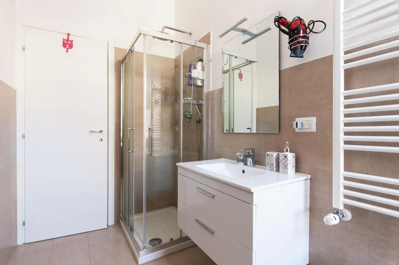 Youhosty - Algardi 5 Milan Apartment