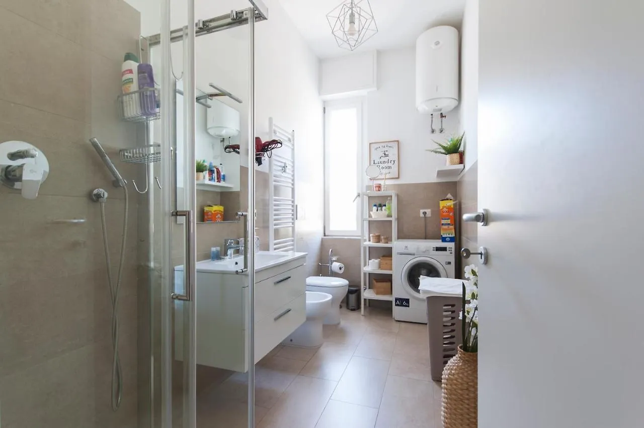Apartment Youhosty - Algardi 5 Milan